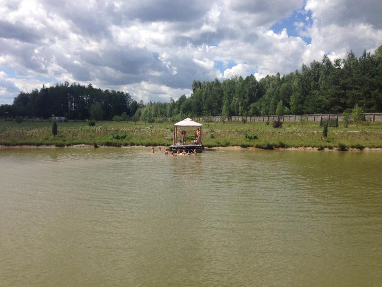Диброва Dibrova  Buitenkant foto