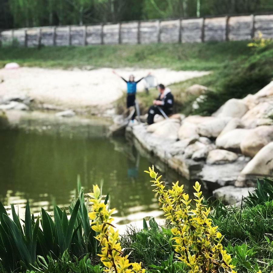 Диброва Dibrova  Buitenkant foto