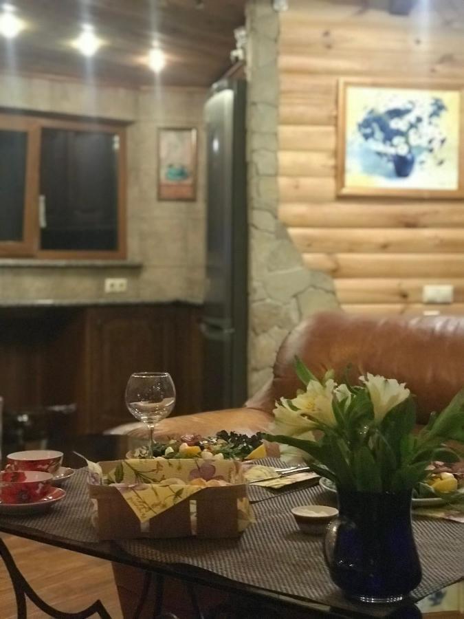 Диброва Dibrova  Buitenkant foto